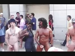 პირველი პორნო კომიქს ...